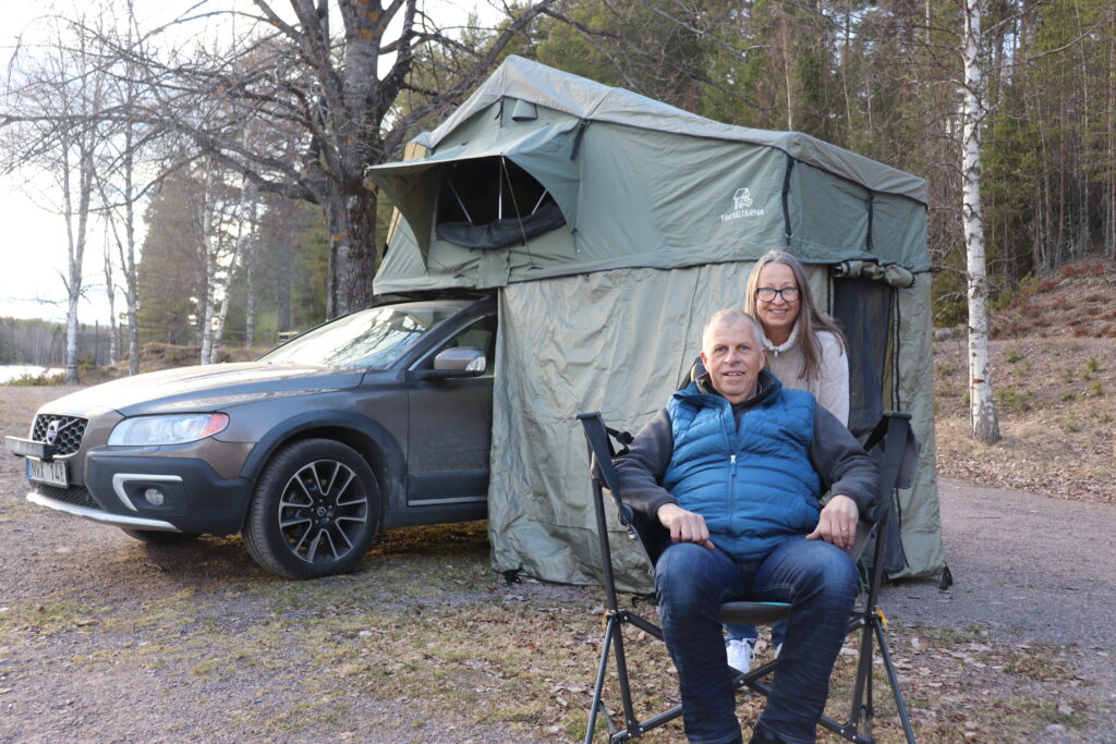 Husbilsresor och äventyr testar taktält Årreskutan från Taktältarna.