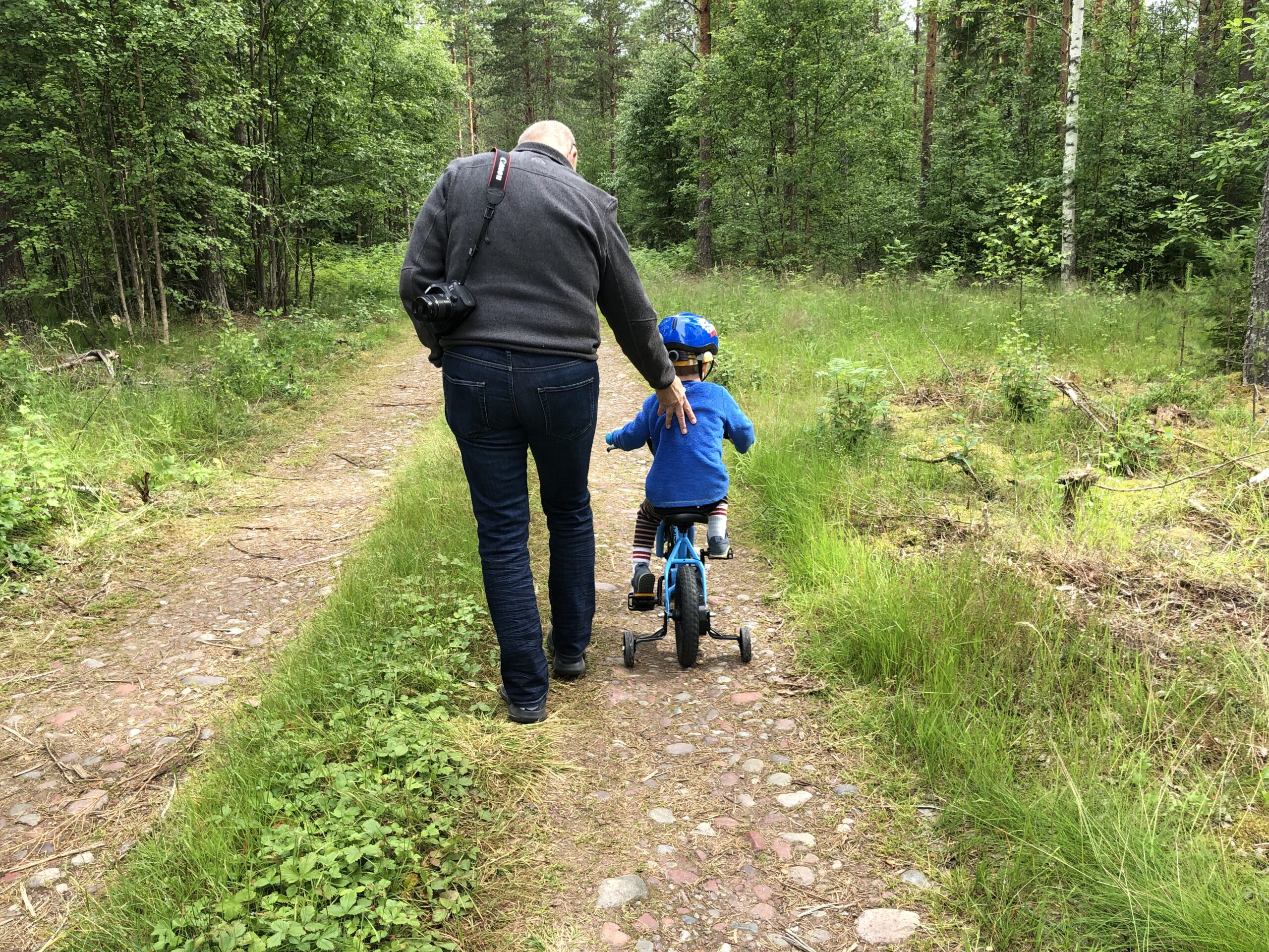 Husbilresa med barn, Dalarna, Älvdalen, Brunnsgärdet Norr, Hemester, Svemester, Lägerplats Brunnsänget